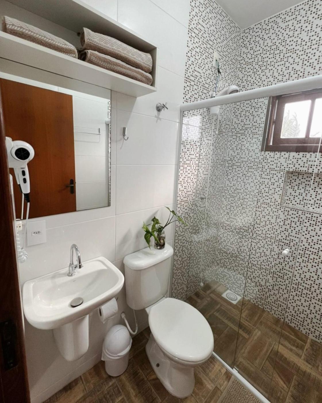 Encanto Acomodacoes Lodge Guarda do Embau